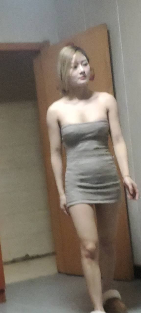 施井路瑞康，现在改名叫小逸当，